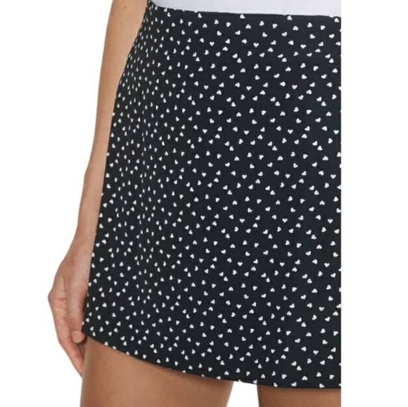 NWT Aritzia Sunday Best Black and White Heart Patterned Skirt- 10 - Picture 1 of 5